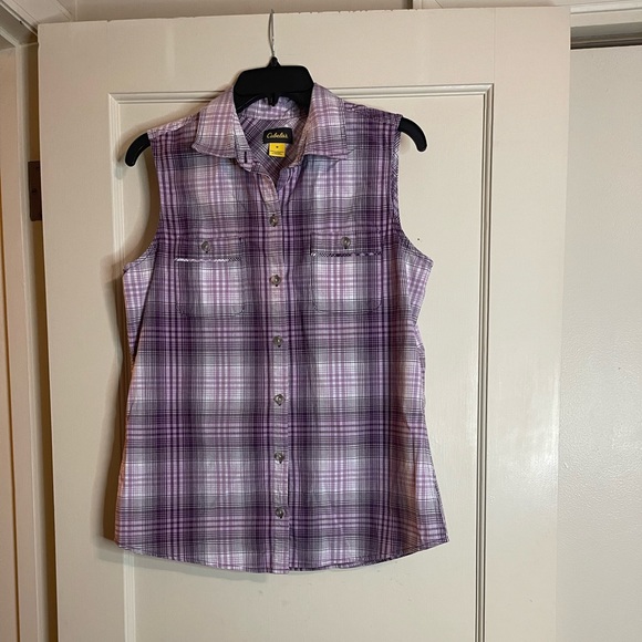 Womens Cabelas Brand sleeveless shirt. Size Med